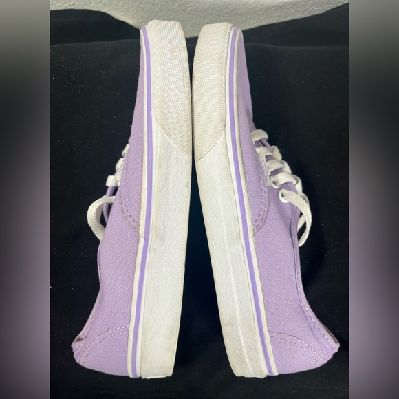 Vans Low Tops Shoes - Light Purple & White - Women’s Size 8 & Men’s Size 6.5 - Picture 6 of 10